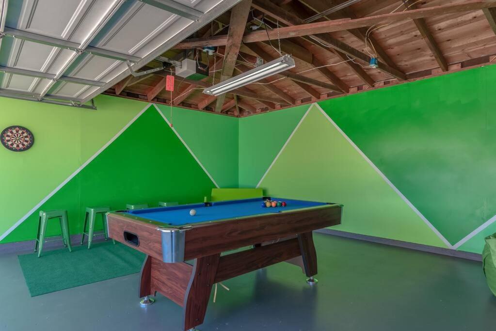 The Pink Cactus - Desert Retreat - Luxe Pool, Golf & Game Room Индио Экстерьер фото