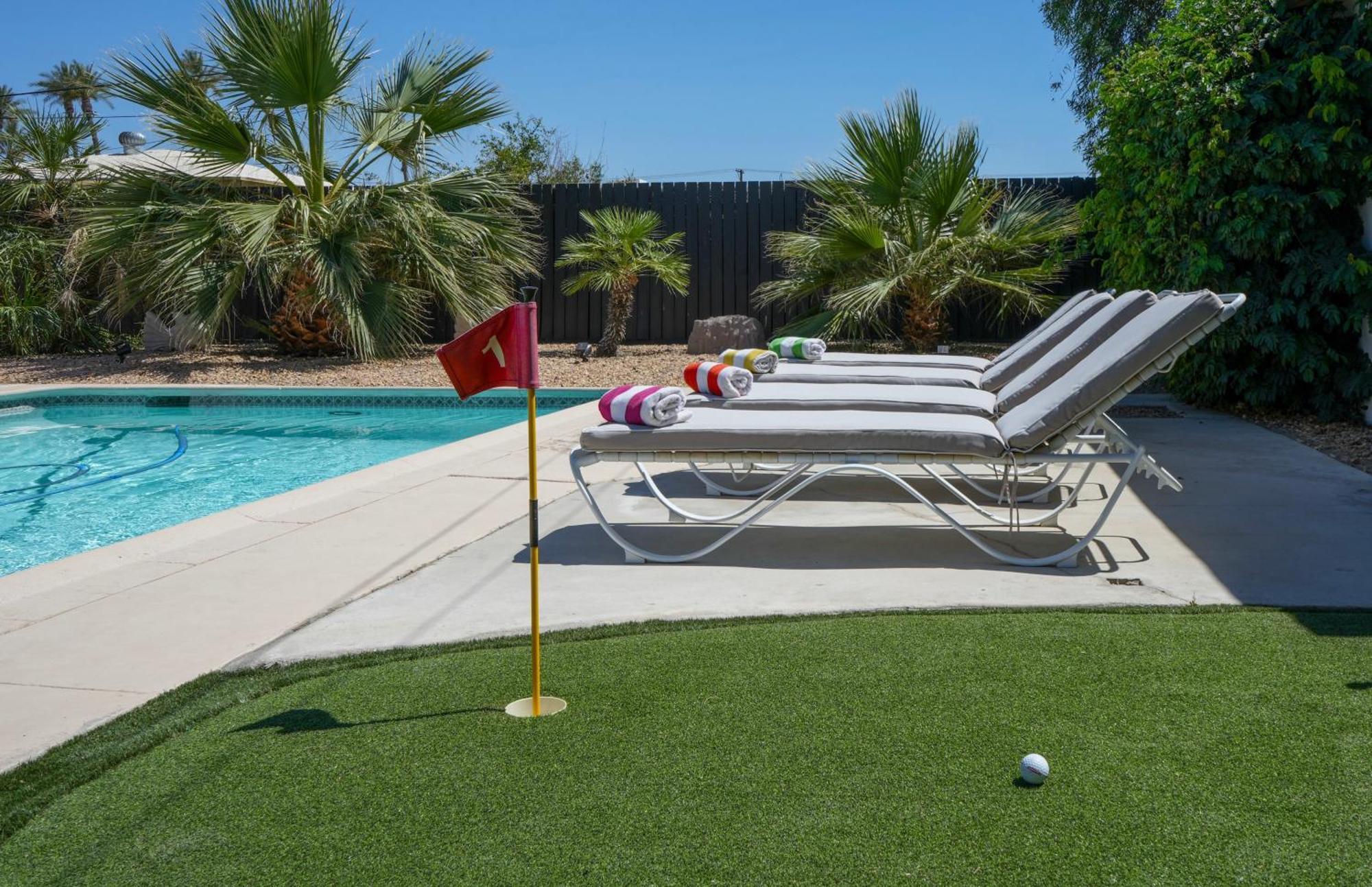 The Pink Cactus - Desert Retreat - Luxe Pool, Golf & Game Room Индио Экстерьер фото